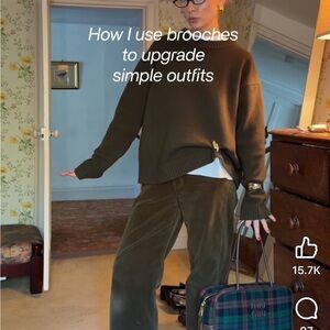 TÍPS: how to use brooches